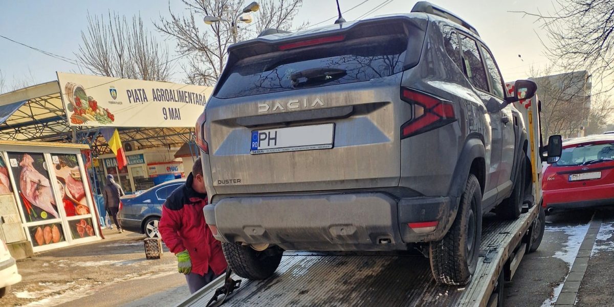 Dacia cu stopuri aburite: Condens sau defect de etanșare
