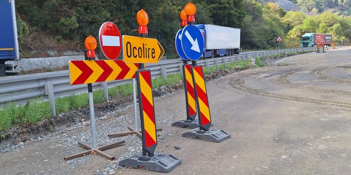 Valea Oltului, blocată pe DN7: Traficul deviat până la Anul Nou