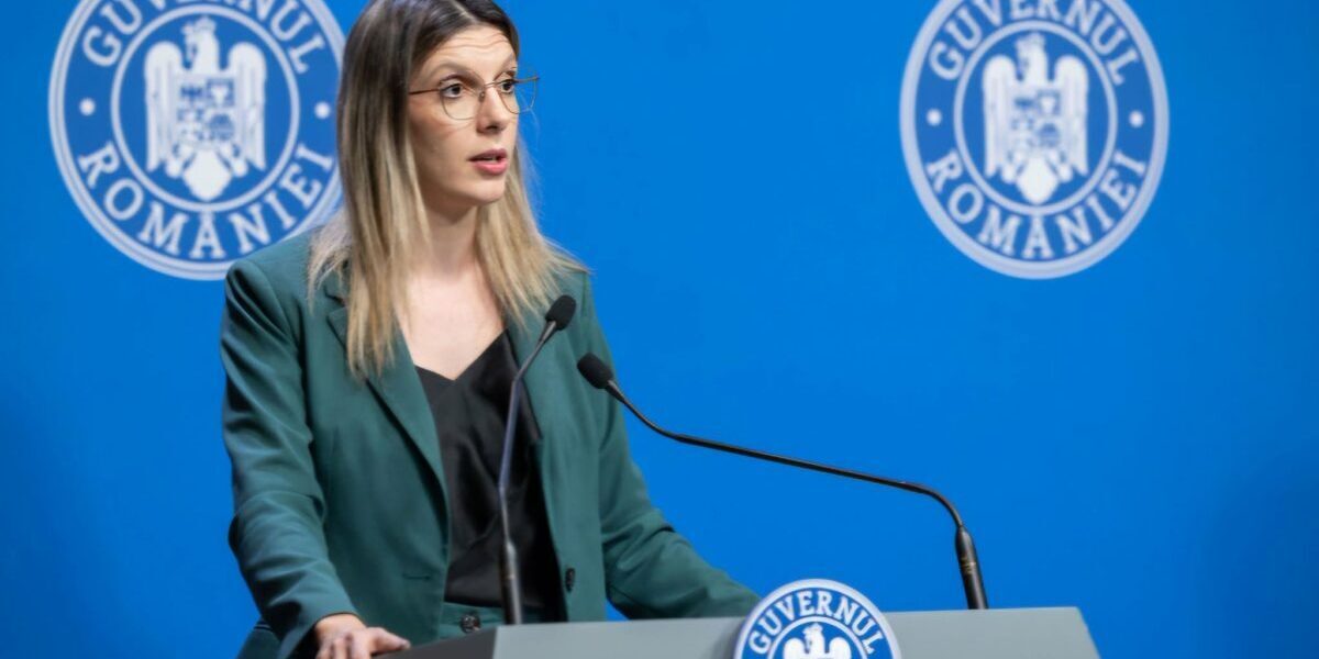 Prosumatorii cer consultări pentru „Casa Verde Baterii”: Avertisment riscuri Răspuns: Prosumatorii cer consultări pentru Casa Verde Baterii: Risc prețuri umflate