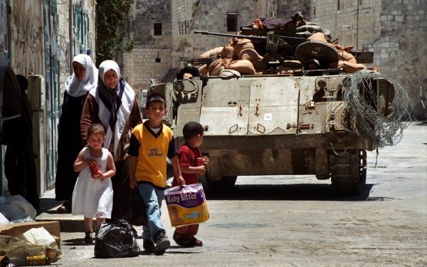 Armata israeliană intervine în Cisiordania contra coloniștilor