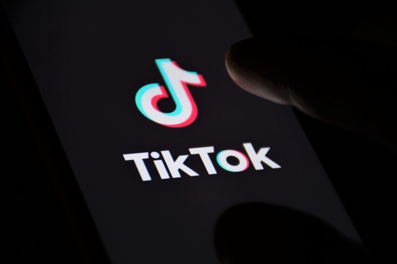 TikTok a ascuns „ambulanța neagră”, CNA confirmă dispariția