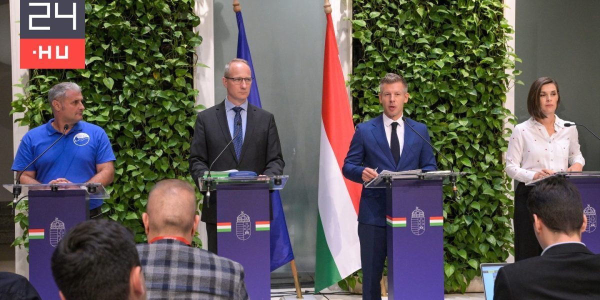 Toroczkai, la Sandor-palota: Când e permisă vacanța