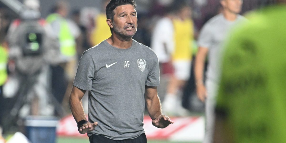 Varga, FOLHA și alți 3, CURĂȚENIE la CFR Cluj