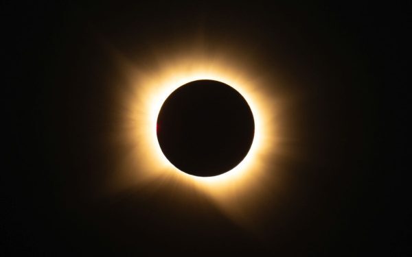 Eclipsa de Soare a cucerit Europa: Imagini spectaculoase