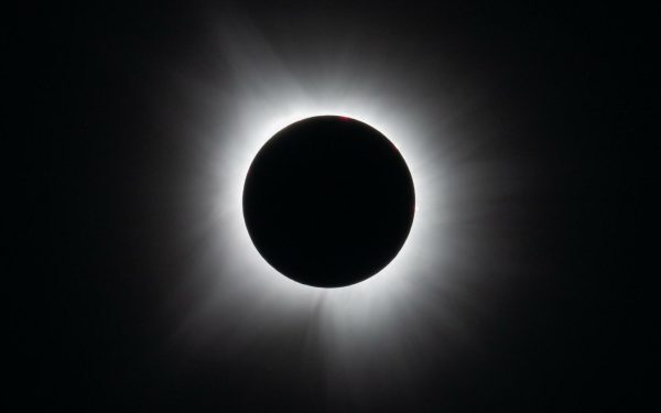 NASA prinde umbra eclipsei, prelungește totalul la aproape 3 minute
