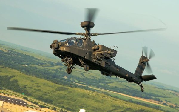 Elicopter militar, prăbușit lângă baza SUA. Două victime