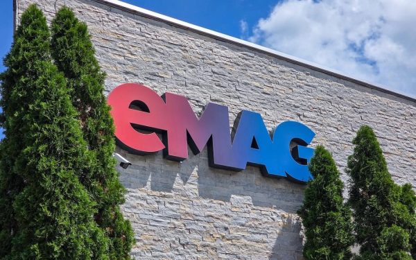 eMAG, sub control unic Naspers: Aprobare UE