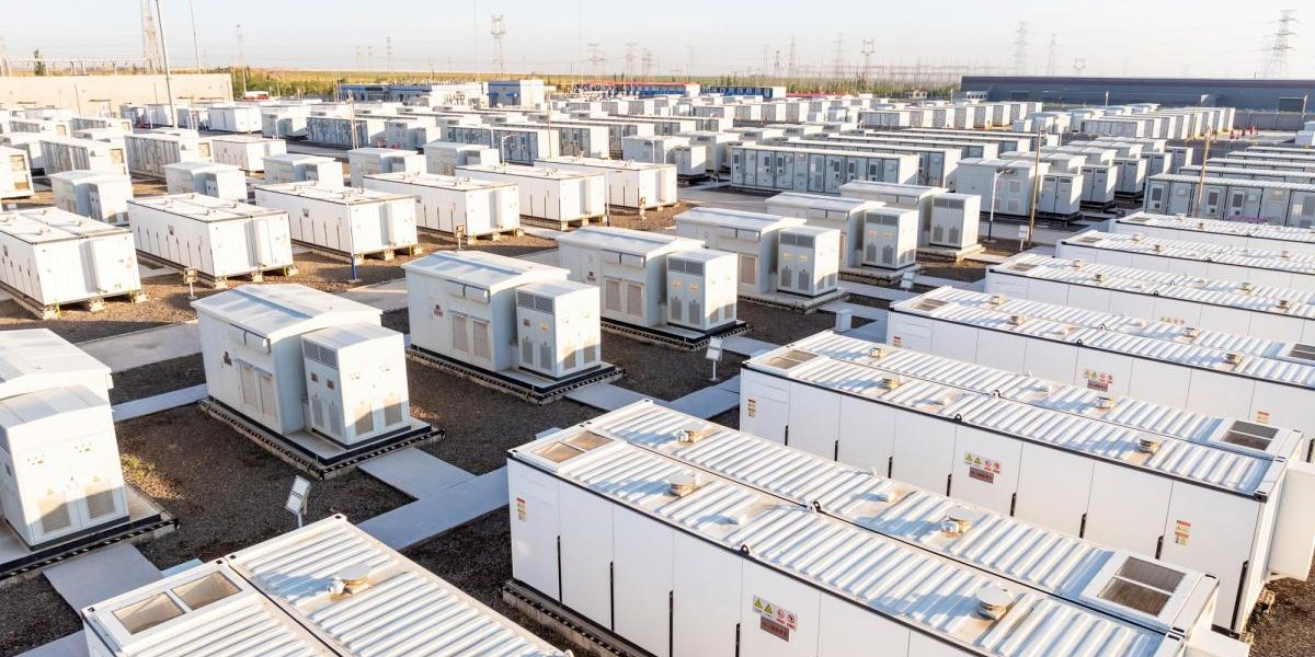 Baterii: Salvarea energiei verzi, dar și riscul de blackout în Europa
