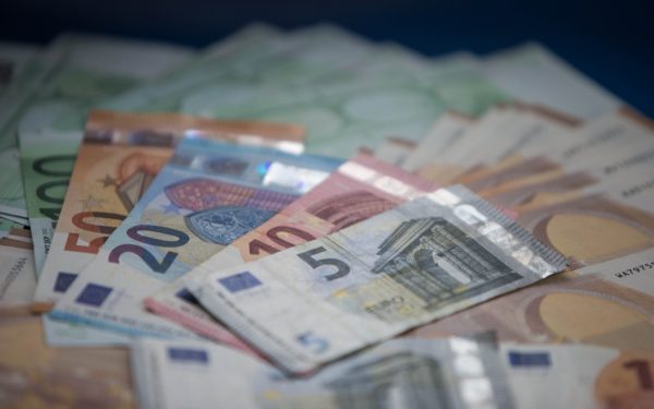 Falsificatori de cetățenie română, destructurați. Cât costa „românismul” fake