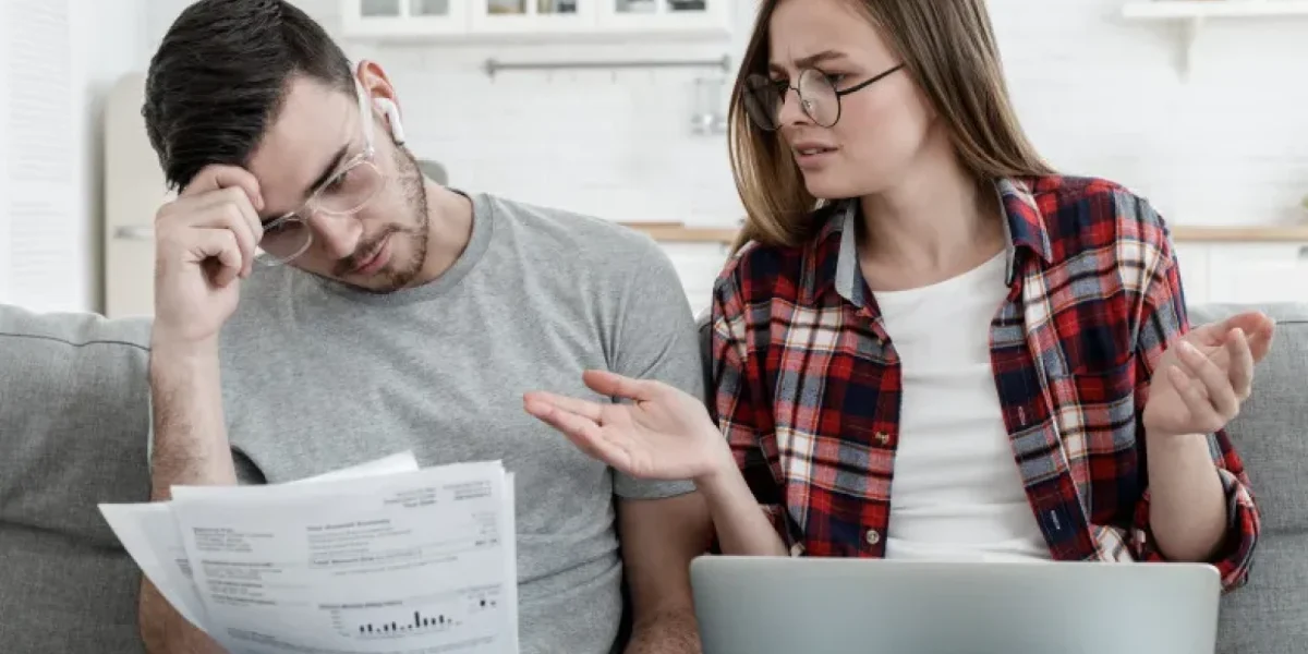 România: 7 din 10 spun că vor cheltui mai mult în august