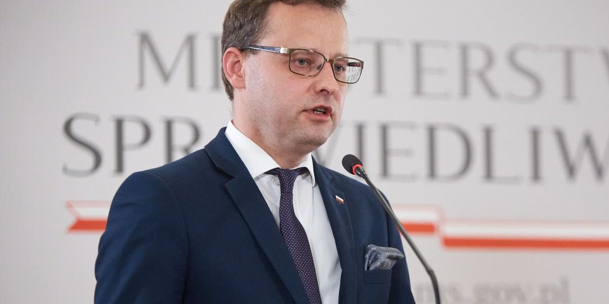 Fost viceministru polonez, refugiat în Transnistria. Șeful, în SUA