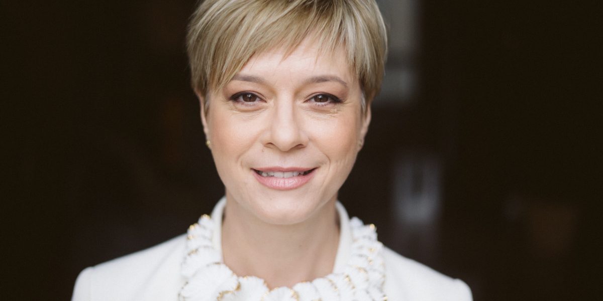 Criza de imagine în era AI: Eliza Rogalski explică rolul încrederii