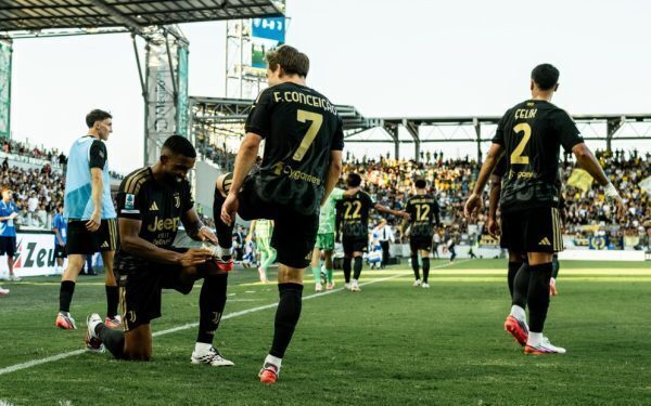 Juventus, victorie chinuită la debutul în campionat