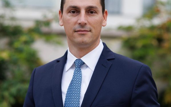 PNL acuză fake news și cere audierea șefului ANCOM în Parlament