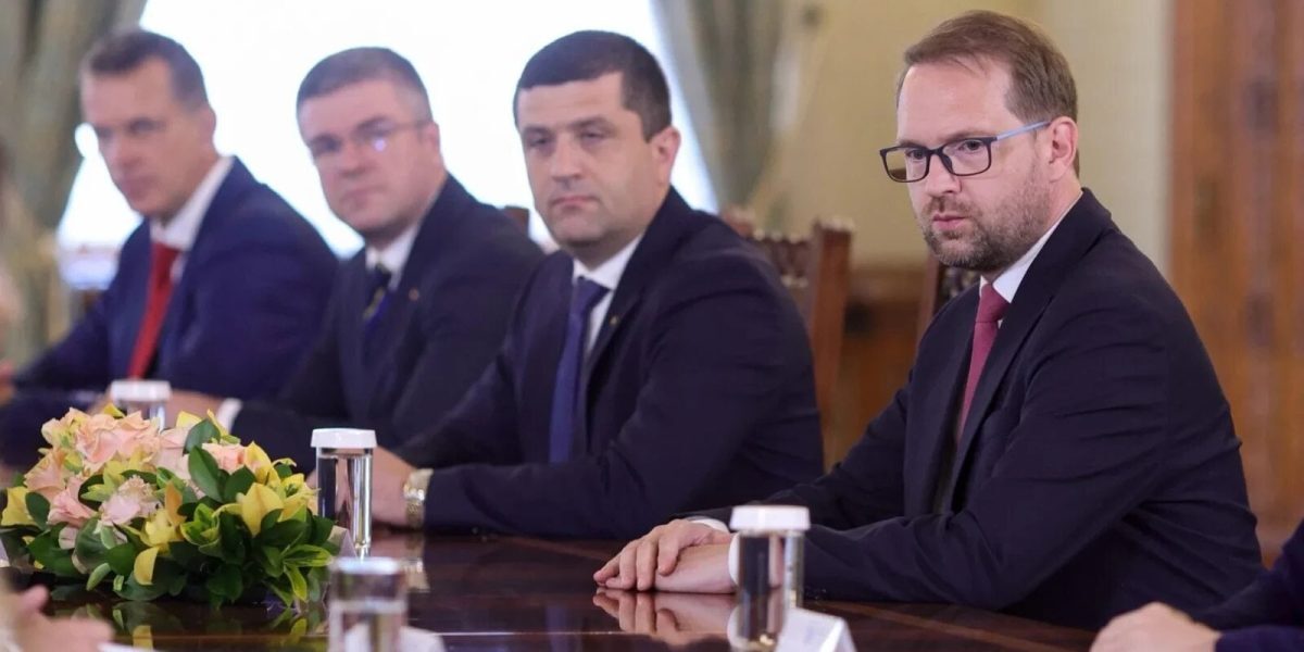 Grindeanu, speranță la majoritate. USR, presiune pentru guvern minoritar PNL-USR-UDMR