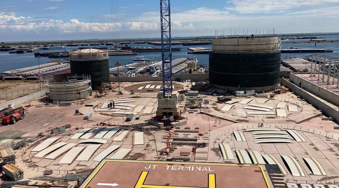 JT Grup Oil vrea terminal pe Dunăre.