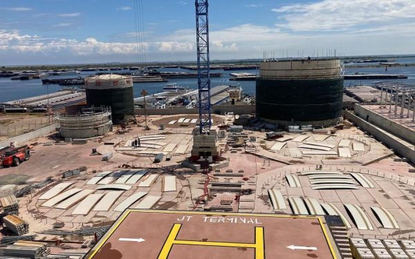 JT Grup Oil vrea terminal pe Dunăre.