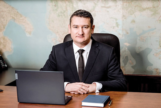 Piața imobiliară, speranță săptămâna viitoare. e-Terra online în etape.