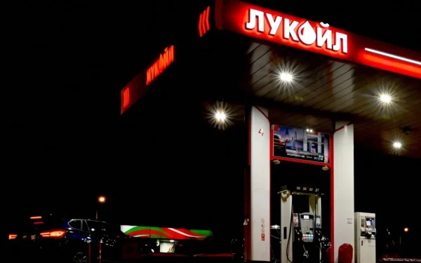 Lukoil în Bulgaria: Marea Britanie extinde licența până-n 2026