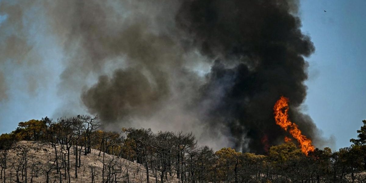 Spania, cod roșu incendii: MAE, avertisment pentru români