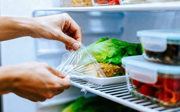 Curenți tăiați: Cât țin alimentele, când devin periculoase