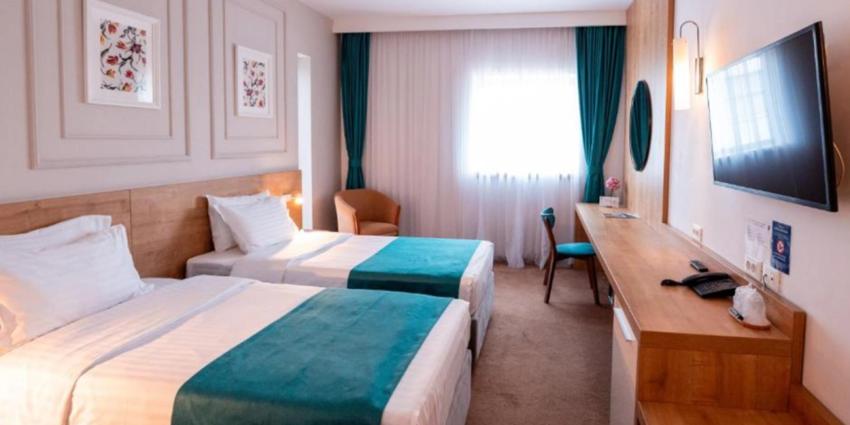 Eclipsa totală a dus prețurile hotelurilor din Europa peste 1.000 USD