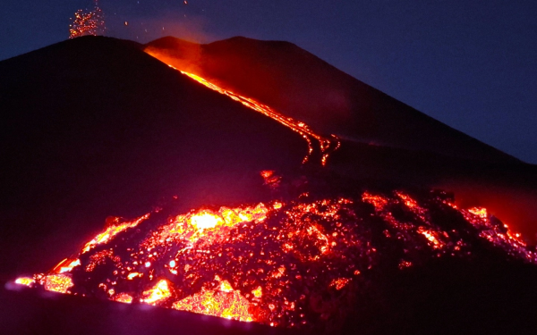 Etna iar scoate foc: Spectacol rar din 1970
