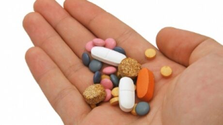 Fabrici de medicamente pe întuneric: Pacienții în pericol
