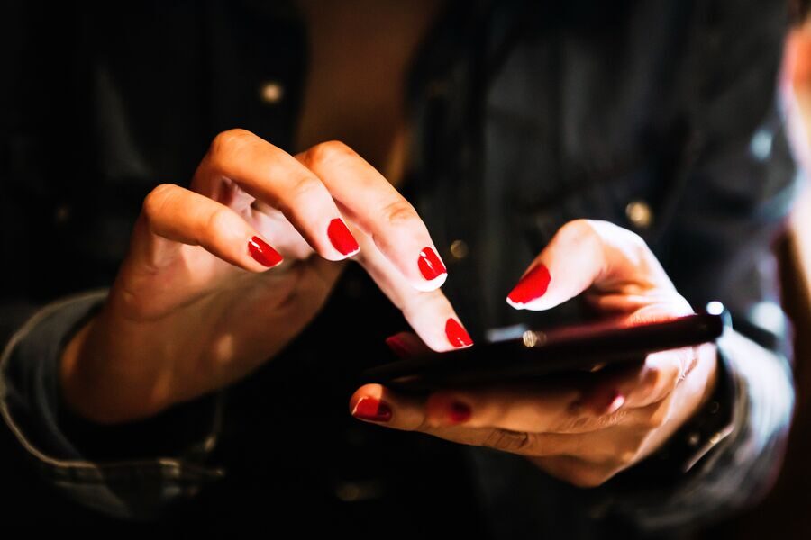 ING lansează SAFEbutton, scutul anti-fraudă pentru clienți