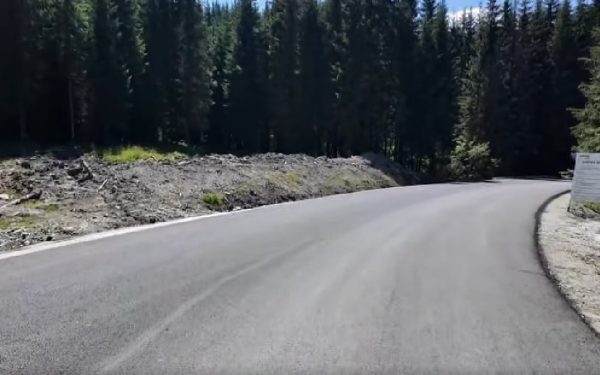 DN 7A, șantier spectaculos: ce se schimbă pe drumul din munți