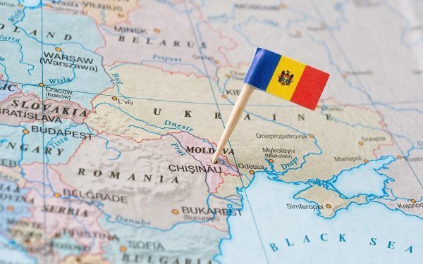 Bolojan: Legături strânse România-Moldova, la 35 ani independență Chișinău