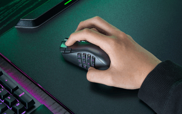 Razer Naga V3 Pro: 23 de butoane și 280 ore autonomie