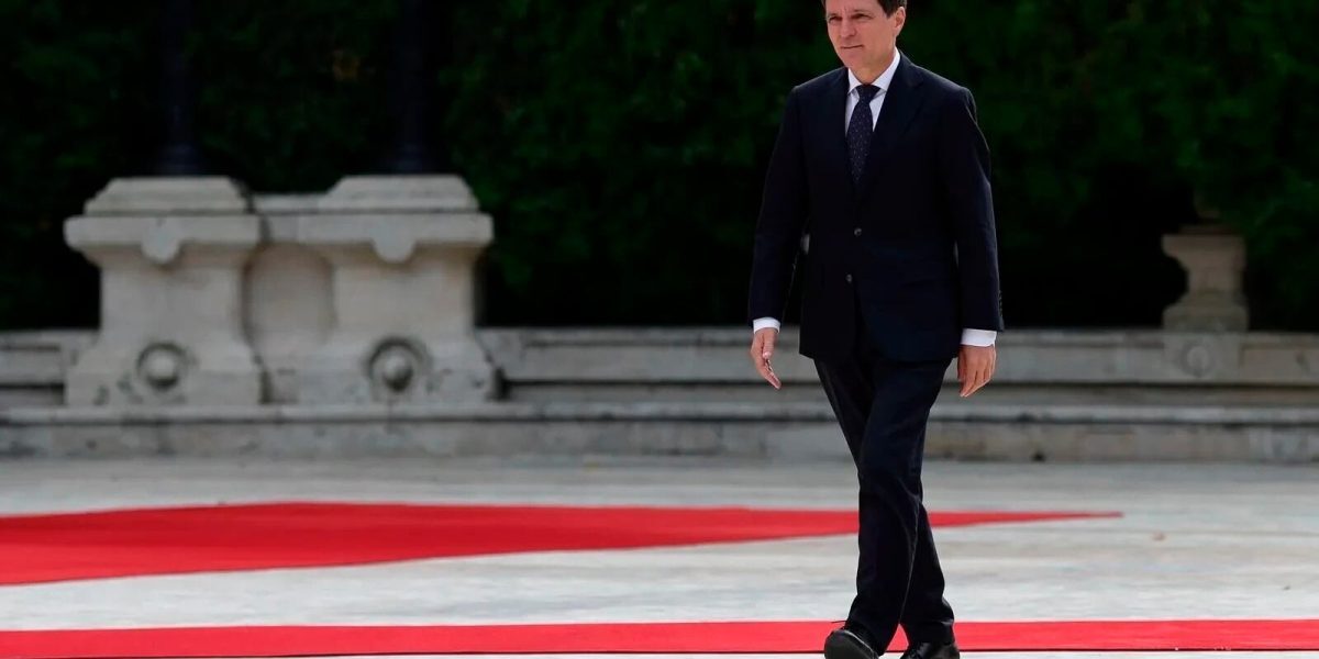 Nicușor Dan, premier nou în septembrie? Ce spun sursele
