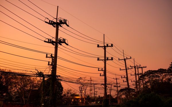 Curent blocat la 40°C? Ce ai nevoie urgent acasă