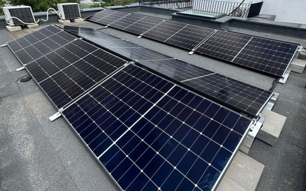 Bolojan impune stocare pentru panouri fotovoltaice