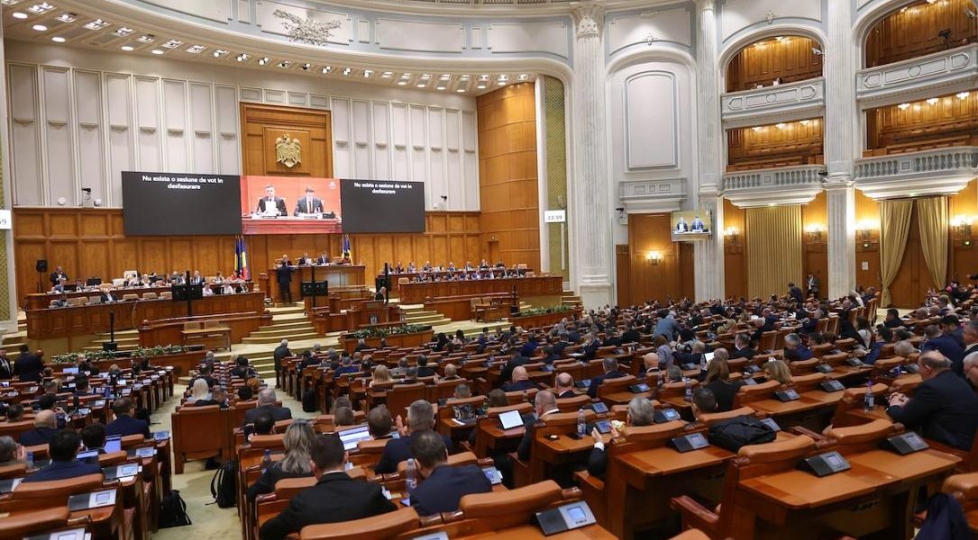 Parlament: Legea Decarbonizării, blocaj pentru fonduri UE