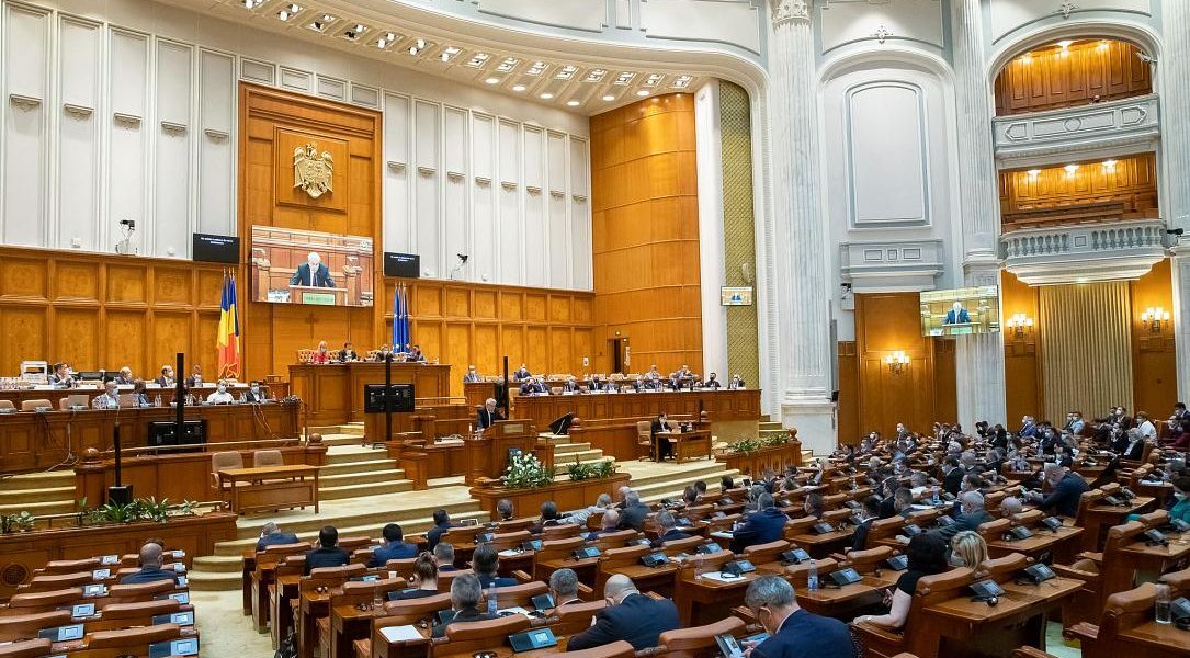 Parlament: Legea Integrității, votată cu amendamente PSD și AUR