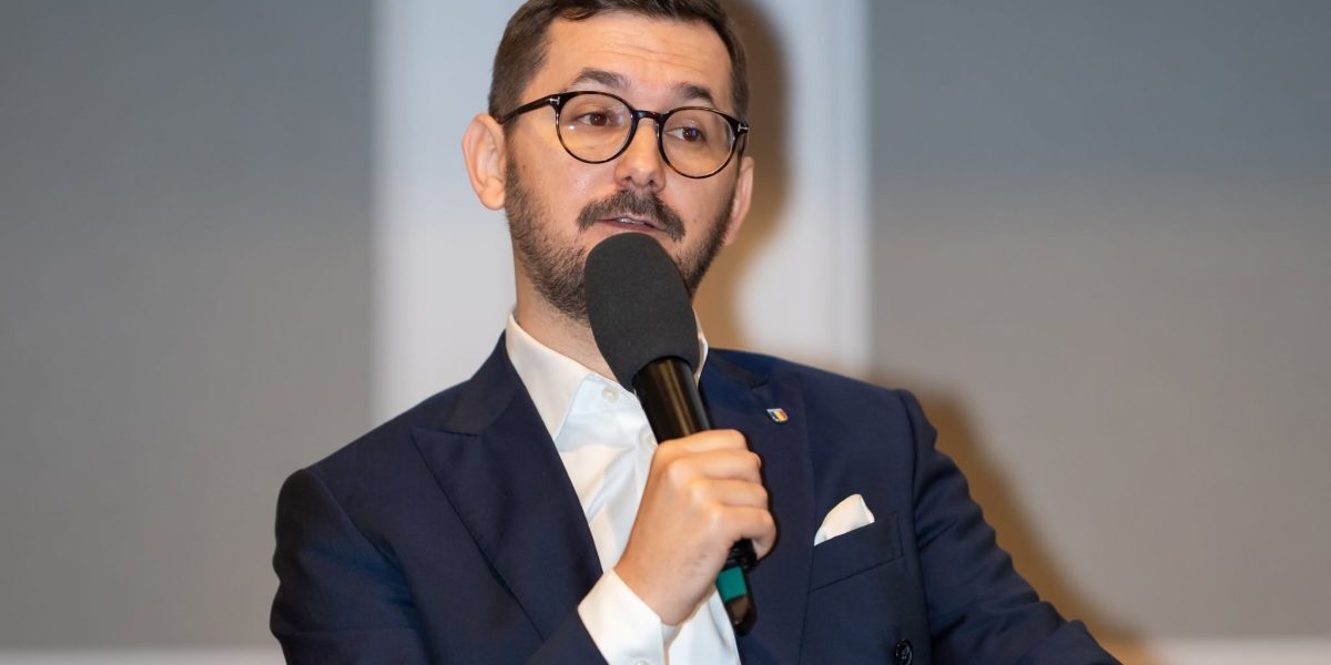 Pavel Popescu: Legea anti-fake news, „stupidă și hilară”, încalcă libertatea de exprimare