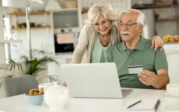 Pensionarii primesc 500 lei: Bani în cont, automat