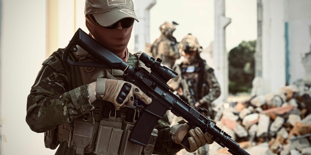 Extremism pe net: Copiii, ținta noilor pericole online. Ce face România