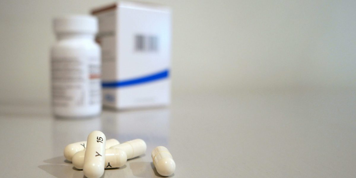 Farmaciile, cu lanțul rupt: Colebil și Panacebil, blocate. ANMDMR verifică