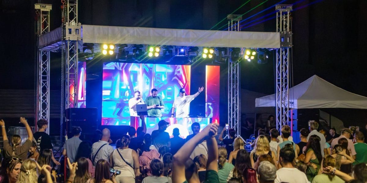 Ploieștenii, revoltați! Primăria, criticată pentru haos și risipă de energie