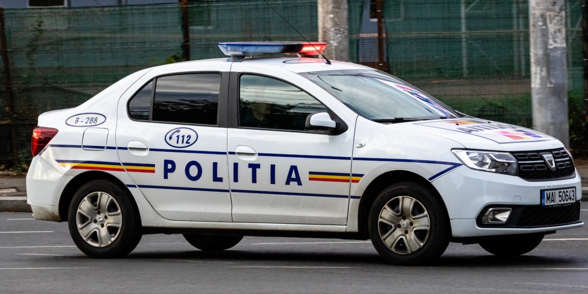 Salon de masaj din București, paravan pentru proxenetism: patru suspecți reținuți