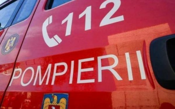 Alunu: Femeie salvată din foc, bărbat găsit mort