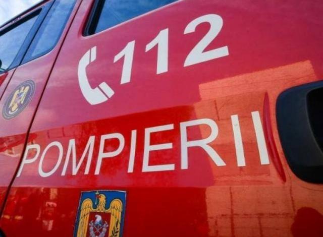 Alunu: Femeie salvată din foc, bărbat găsit mort
