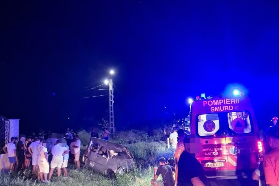 Tânăr șofer fără permis, accidentat grav în Dâmbovița