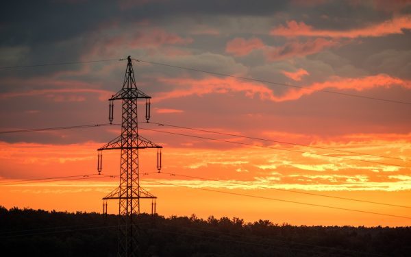Criză energetică: Limite și deconectări. Cine plătește prima dată