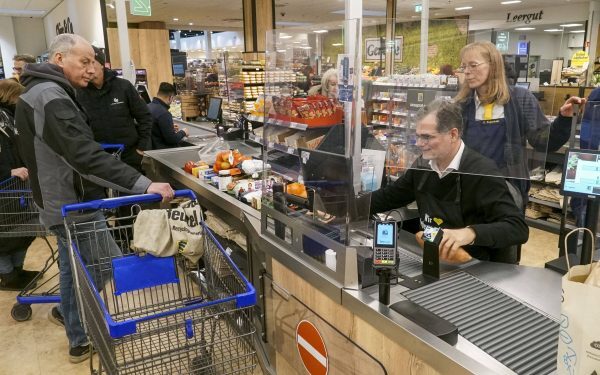 Alimentele, pe creștere galopantă: prețuri record în ultimii 3 ani