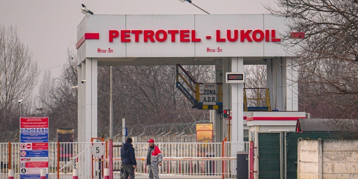 Petrotel-Lukoil, în insolvență: Singura șansă pentru rafinărie
