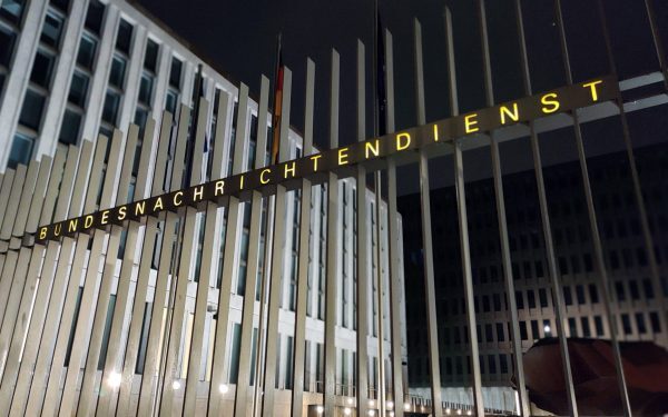 Germania, amenințată de Rusia, își sporește arsenalul secret.